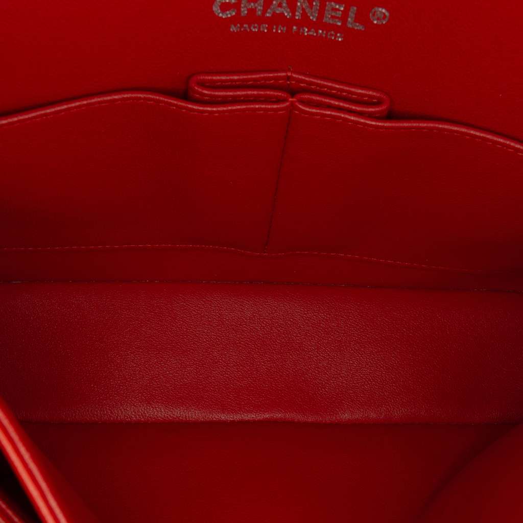 Chanel Medium Classic Lambskin Double Flap Orange Leather Good condition - Model View