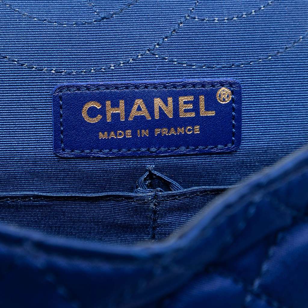 Chanel Quilted Satin Reissue 2.55 Double Flap 225 Blue Satin Good condition - Box View