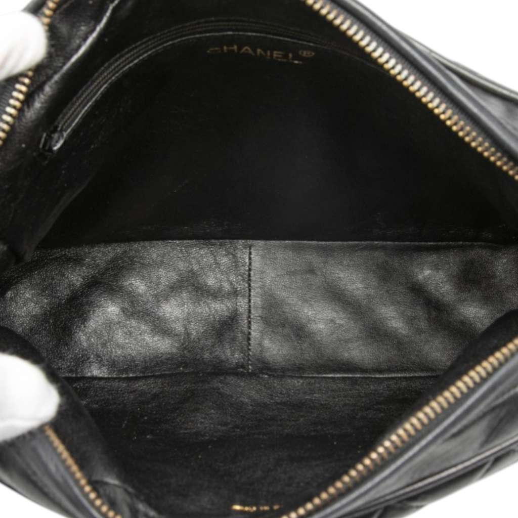 Chanel CC Quilted Lambskin Tassel Flap Camera Bag Black Leather Fair condition - Inside View
