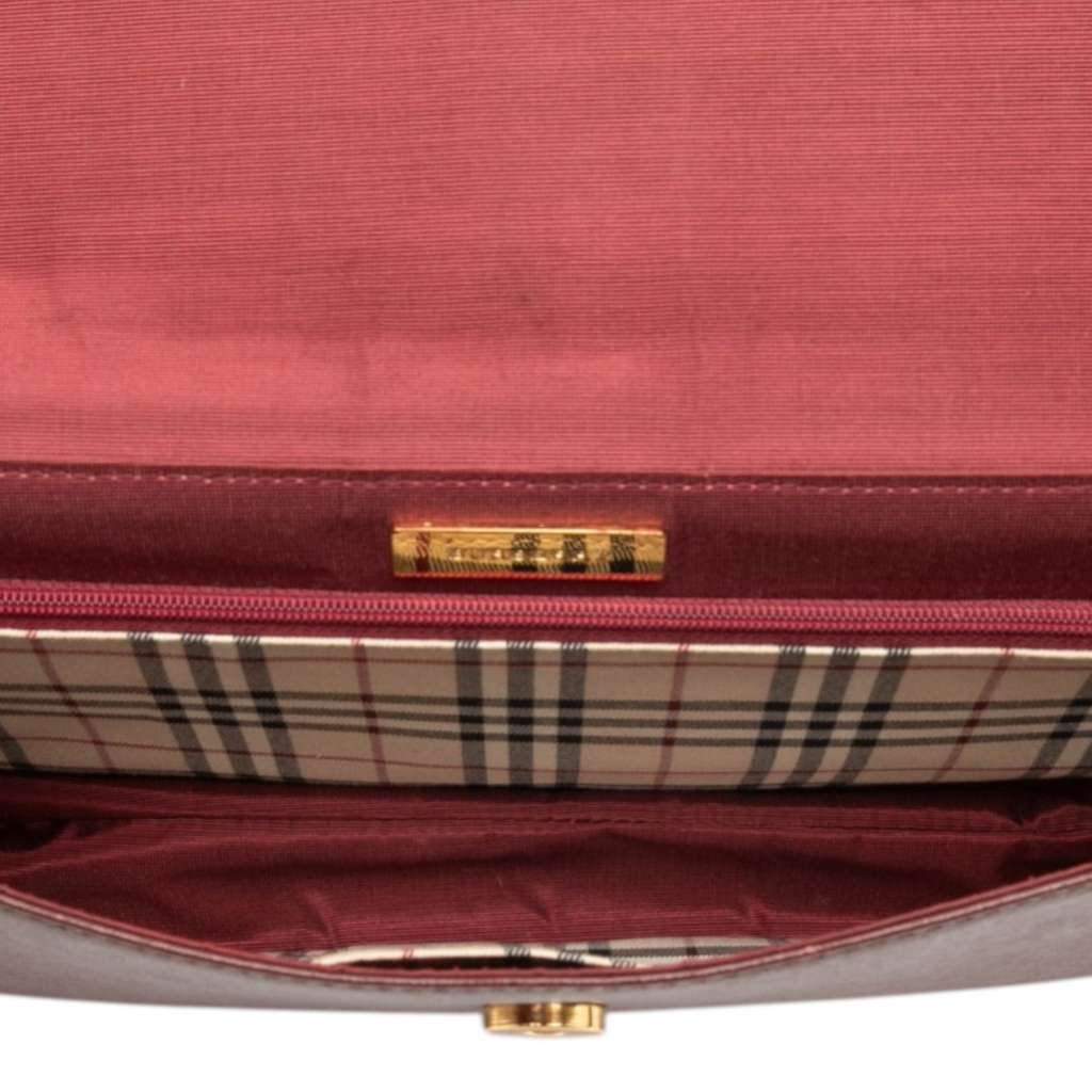 Burberry Leather Shoulder Bag Red Leather Good condition - Model View