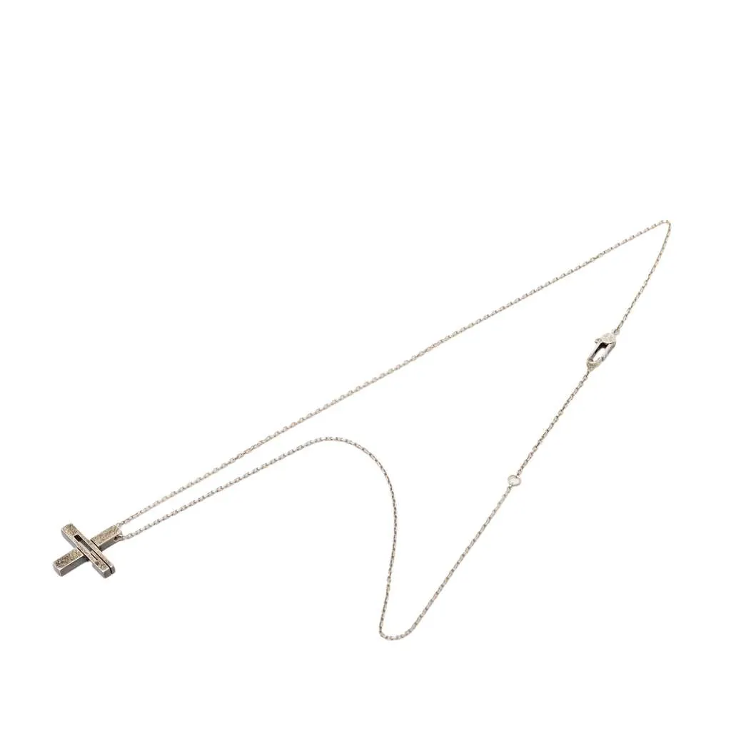 Gucci Sterling SIlver G Cut Out Cross Pendant Neckalce Silver Silver Very good - Model View