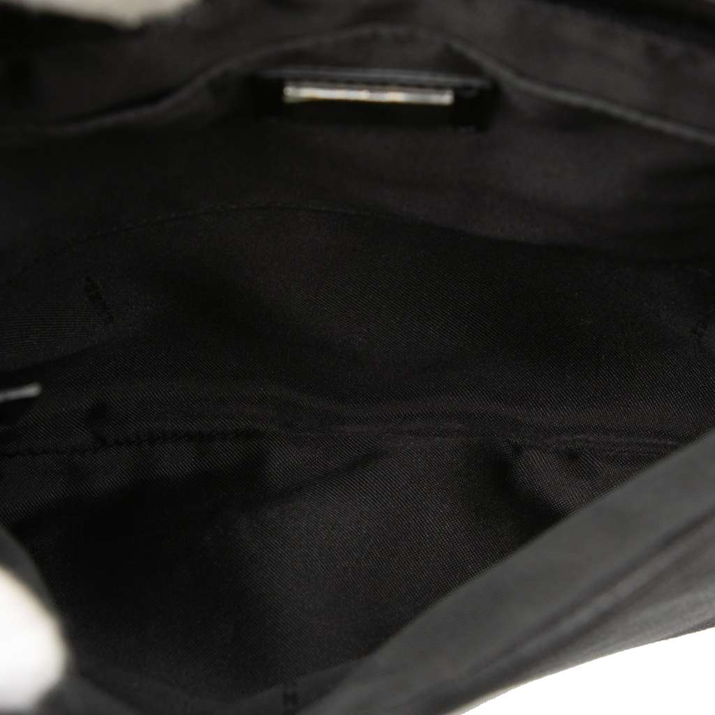 Fendi Zebra Printed Canvas Crossbody Black Canvas Good condition - Model View