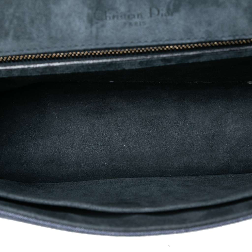 Dior Medium Studded Denim Diorama Flap Blue Denim Good condition - Model View