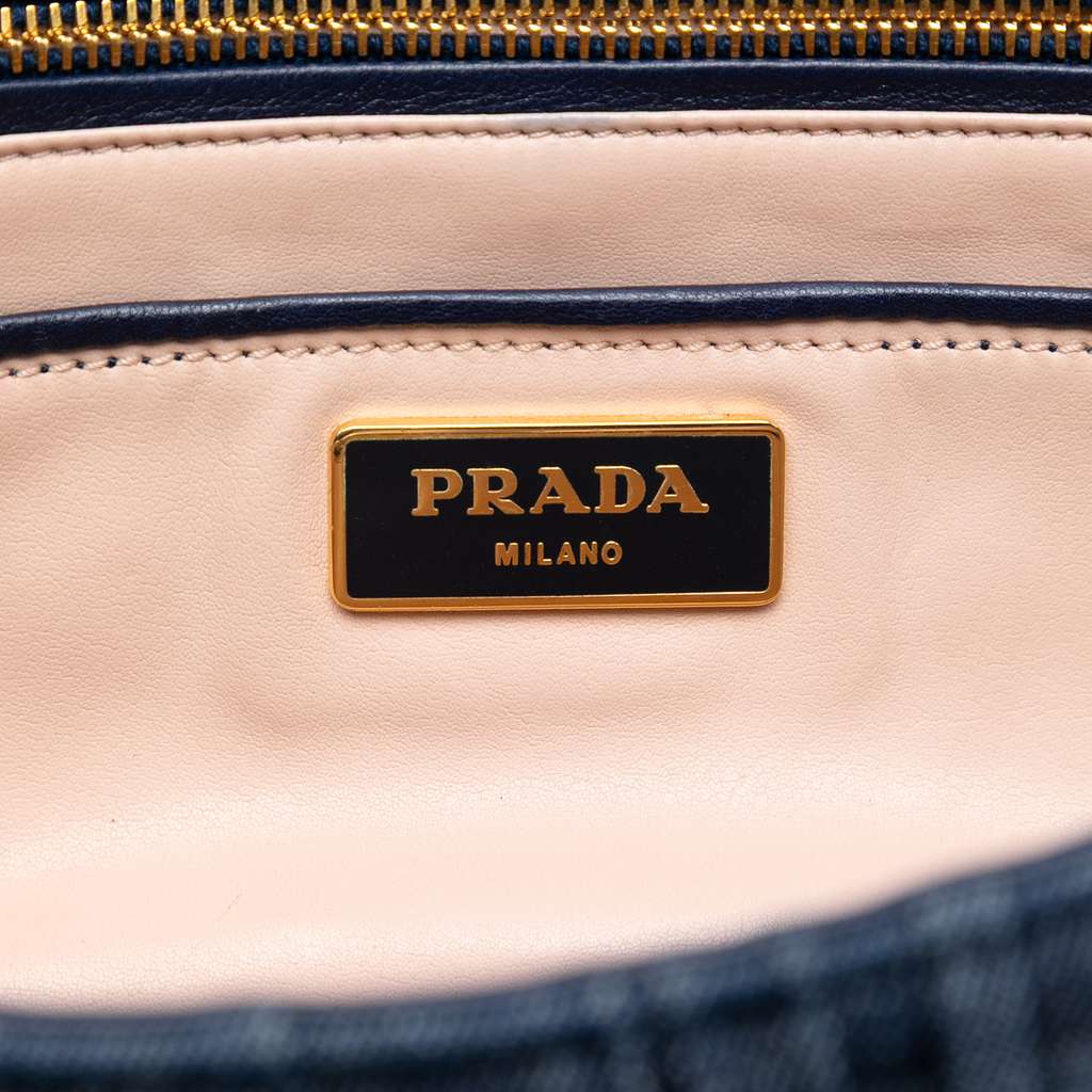 Prada Denim Gaufre Resin Chain Shoulder Bag Blue Denim Very good condition - Box View