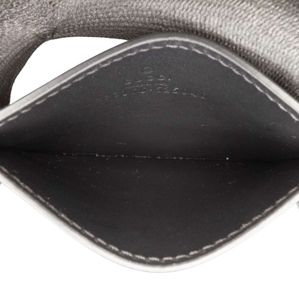 Gucci GG Supreme Card Holder Beige Very good condition - Model View