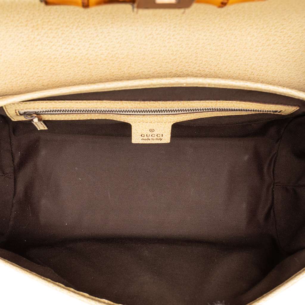 Gucci GG Canvas Bamboo Bullet Shoulder Bag Beige Good condition - Model View