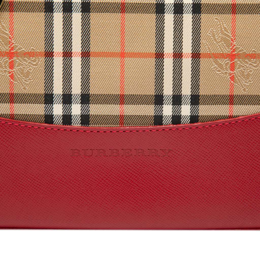 Burberry Haymarket Check Canvas Tote Beige Good condition - Box View