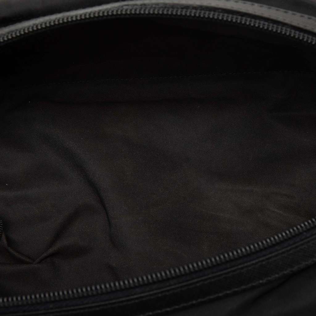 Prada Tessuto Pouch Black Good condition - Model View