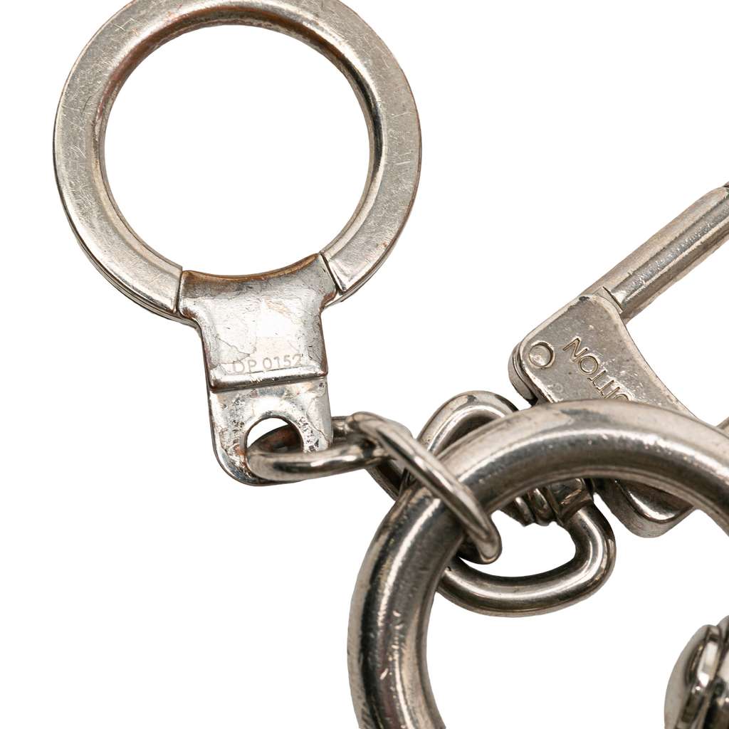 Louis Vuitton Silver Plated Anneau Cles Mousqueton XL Key Ring Silver Metal Good condition - Inside View