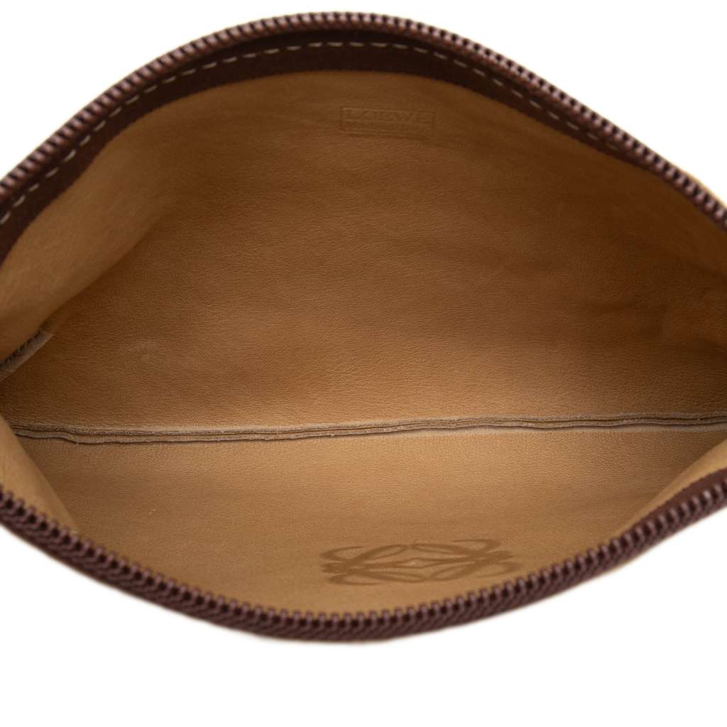 Loewe Suede Anagram Clutch Brown Leather Good condition - Model View