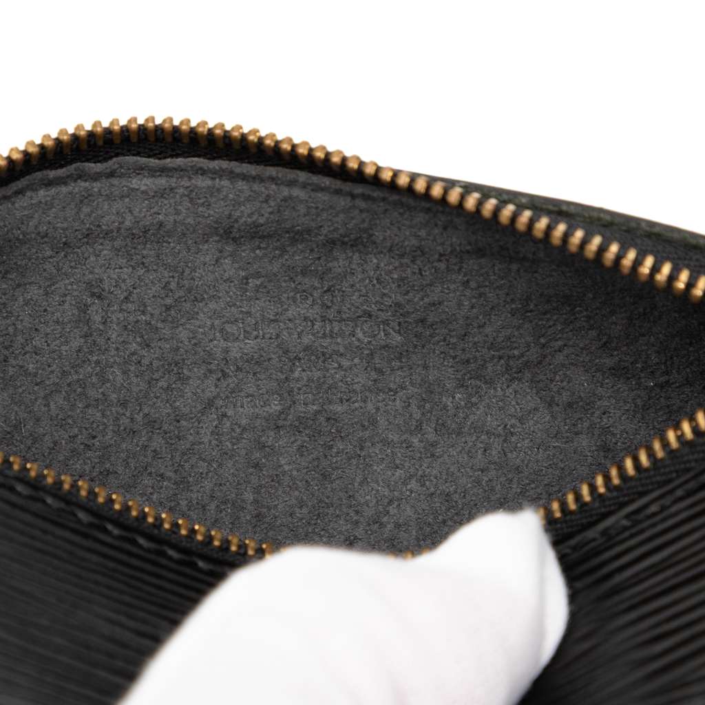 Louis Vuitton Epi Pochette Papillon Black Leather Good condition - Box View