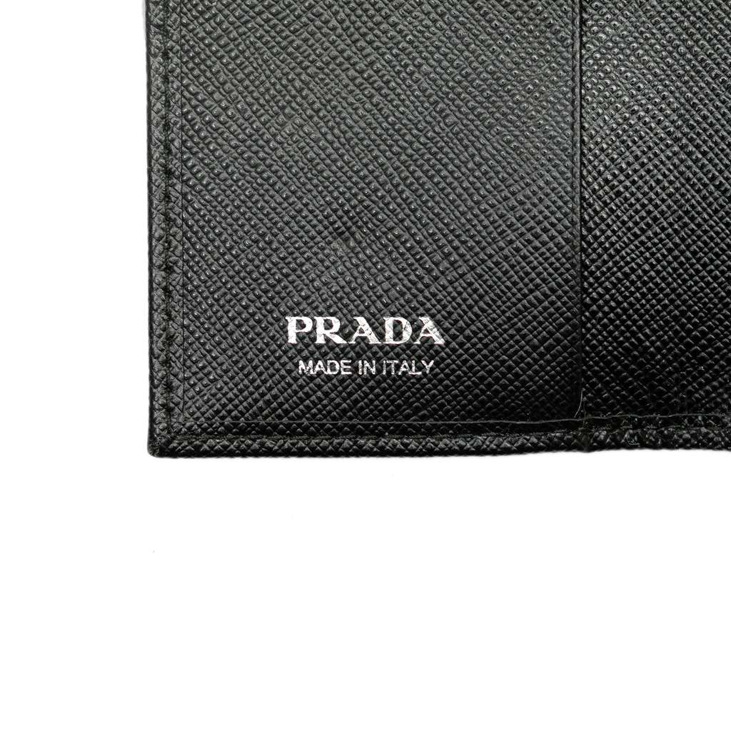 Prada Saffiano Key Holder Black Leather Good condition - Box View