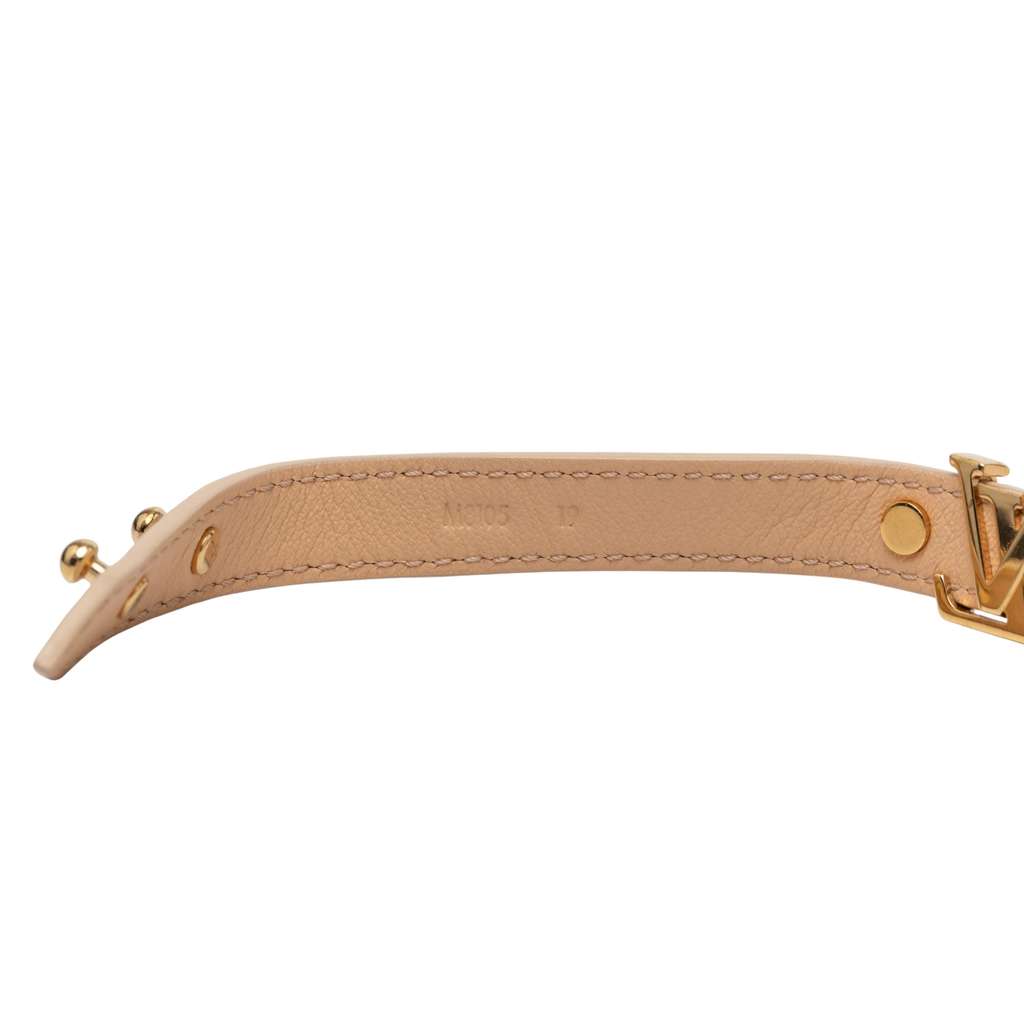 Louis Vuitton Leather LV Iconic Bracelet Beige Leather Good condition - Model View