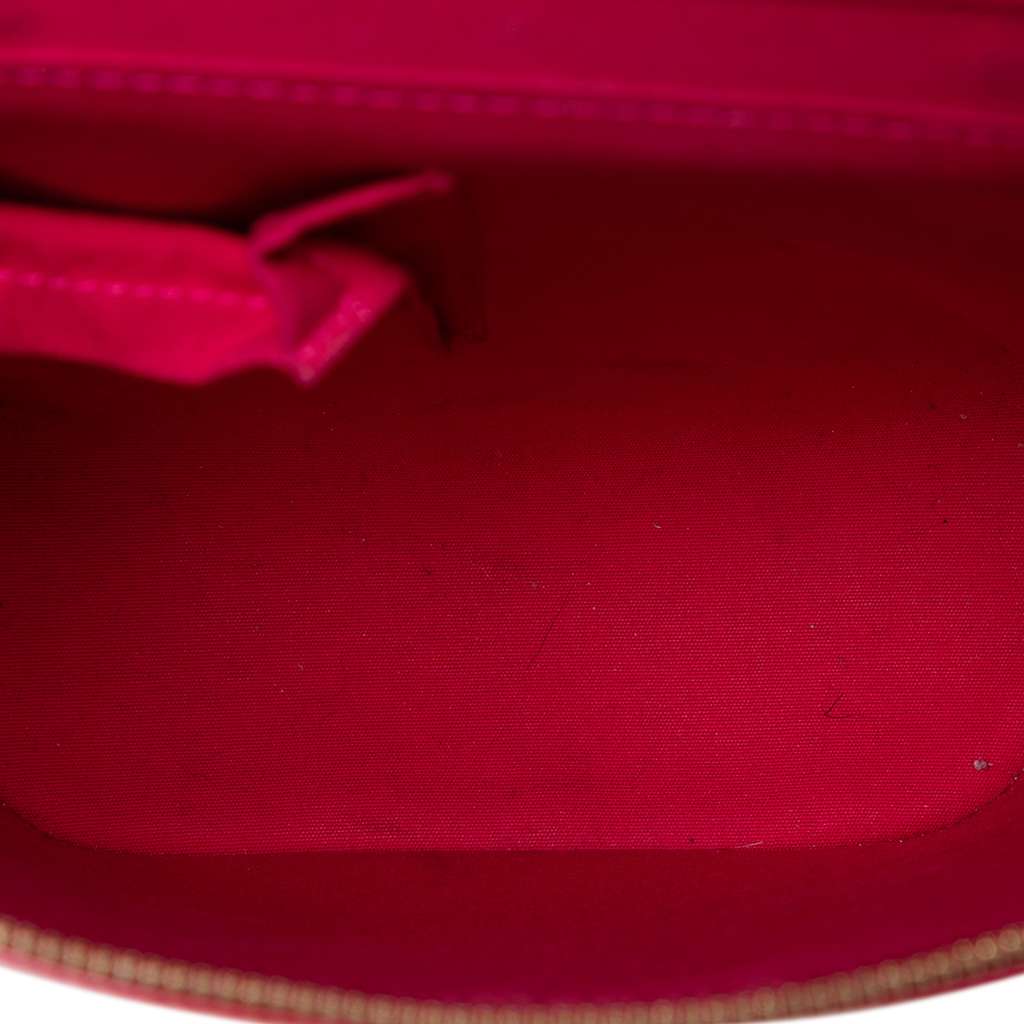 Louis Vuitton Monogram Vernis Sullivan Vertical PM Pink Leather Good condition - Model View