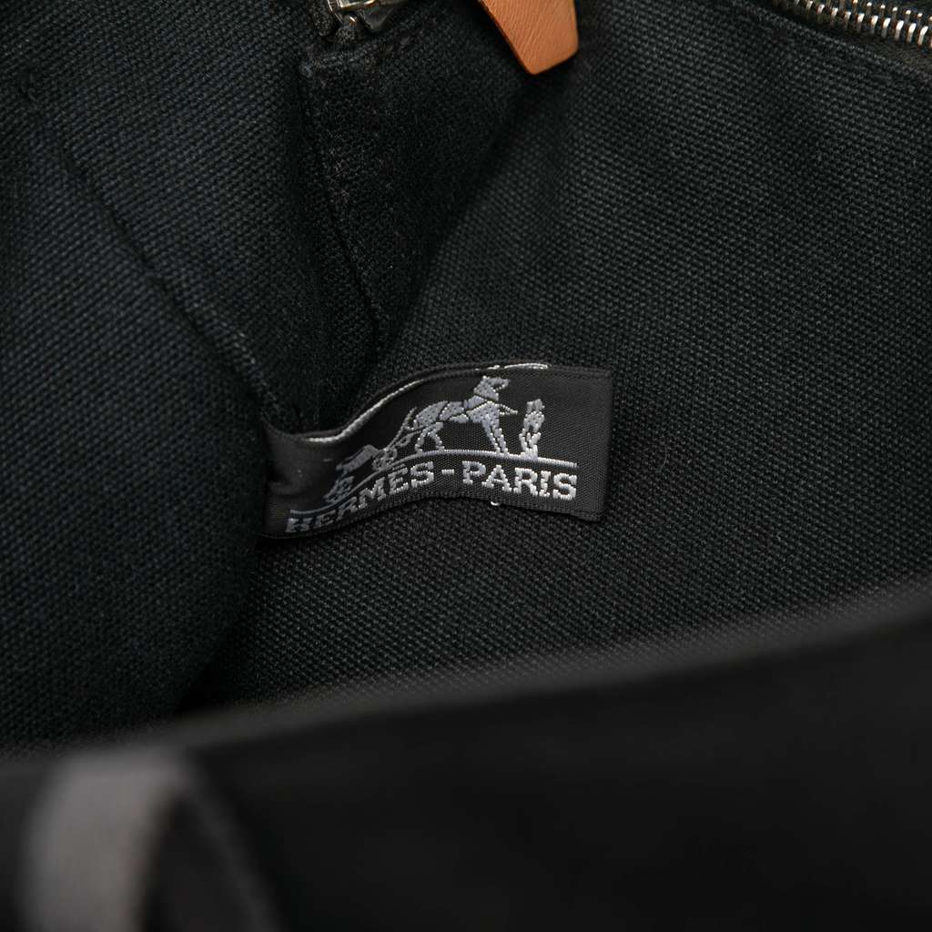 Hermès Canvas Fourre Tout PM Black Canvas Good condition - Box View