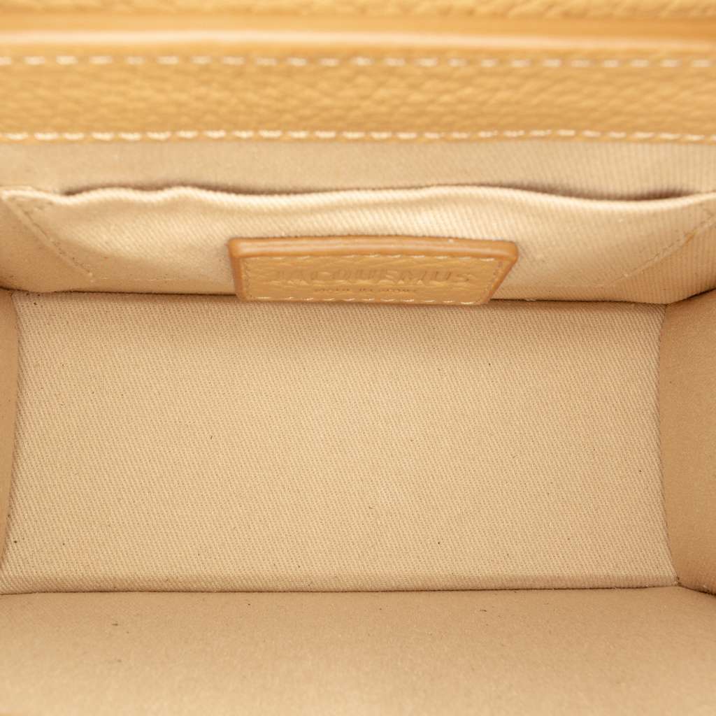 Jacquemus Leather Le Chiquito Noeud Brown Leather Good condition - Model View