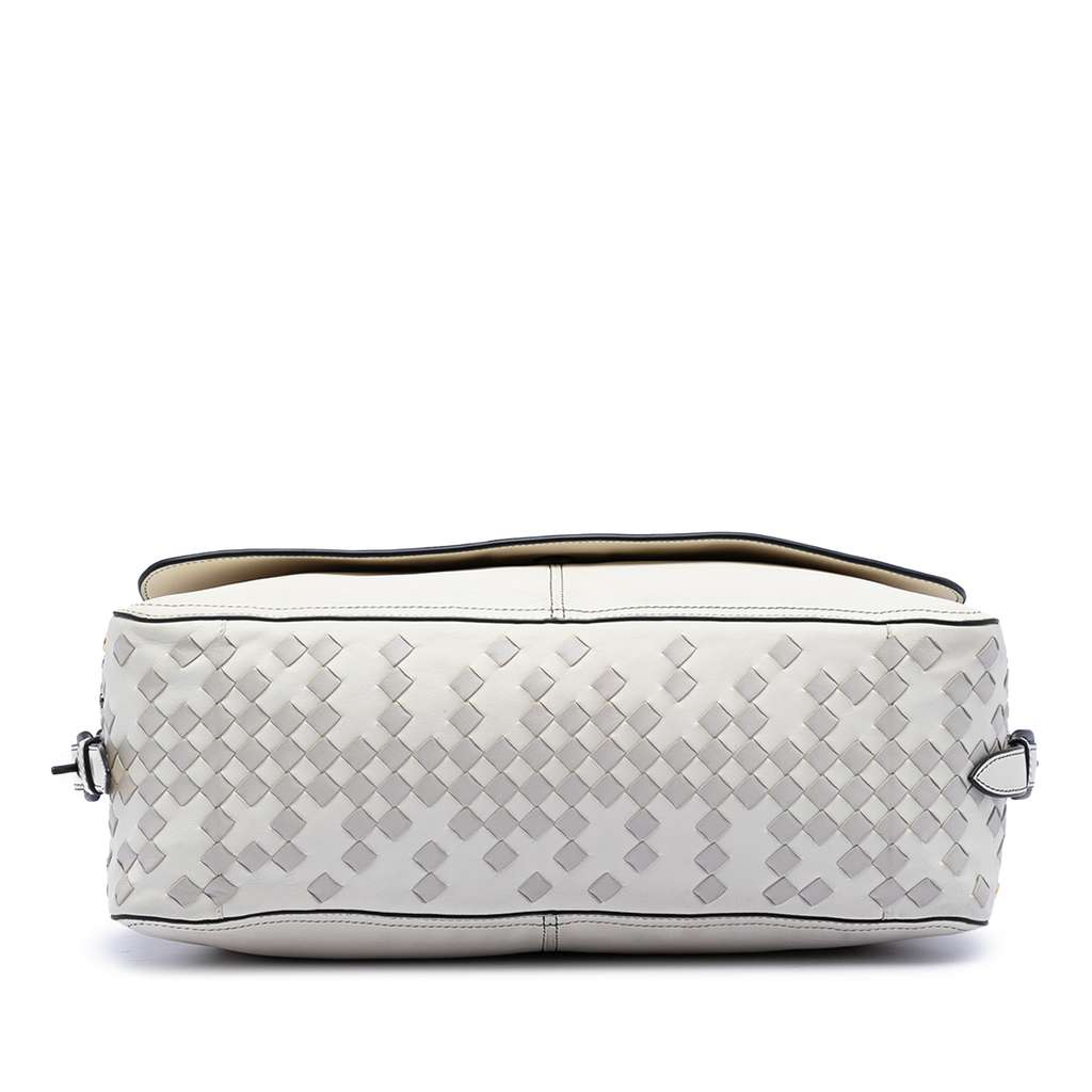 Bottega Veneta Intrecciato Trimmed Lambskin Grommet Top Handle Bag White Leather Good condition - Inside View