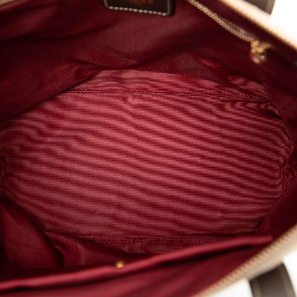 Loewe Anagram Canvas Tote Beige Good condition - Model View