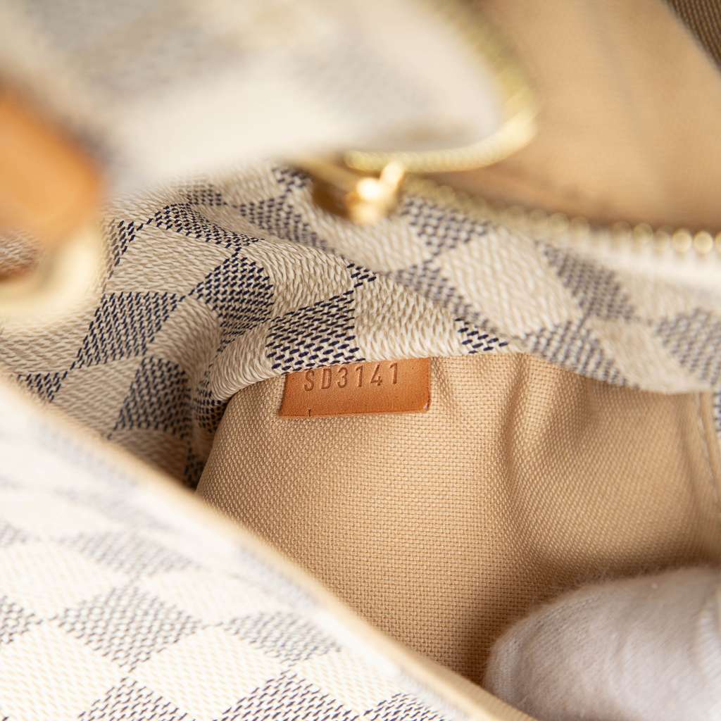 Louis Vuitton Damier Azur Totally PM White Good condition - Box View