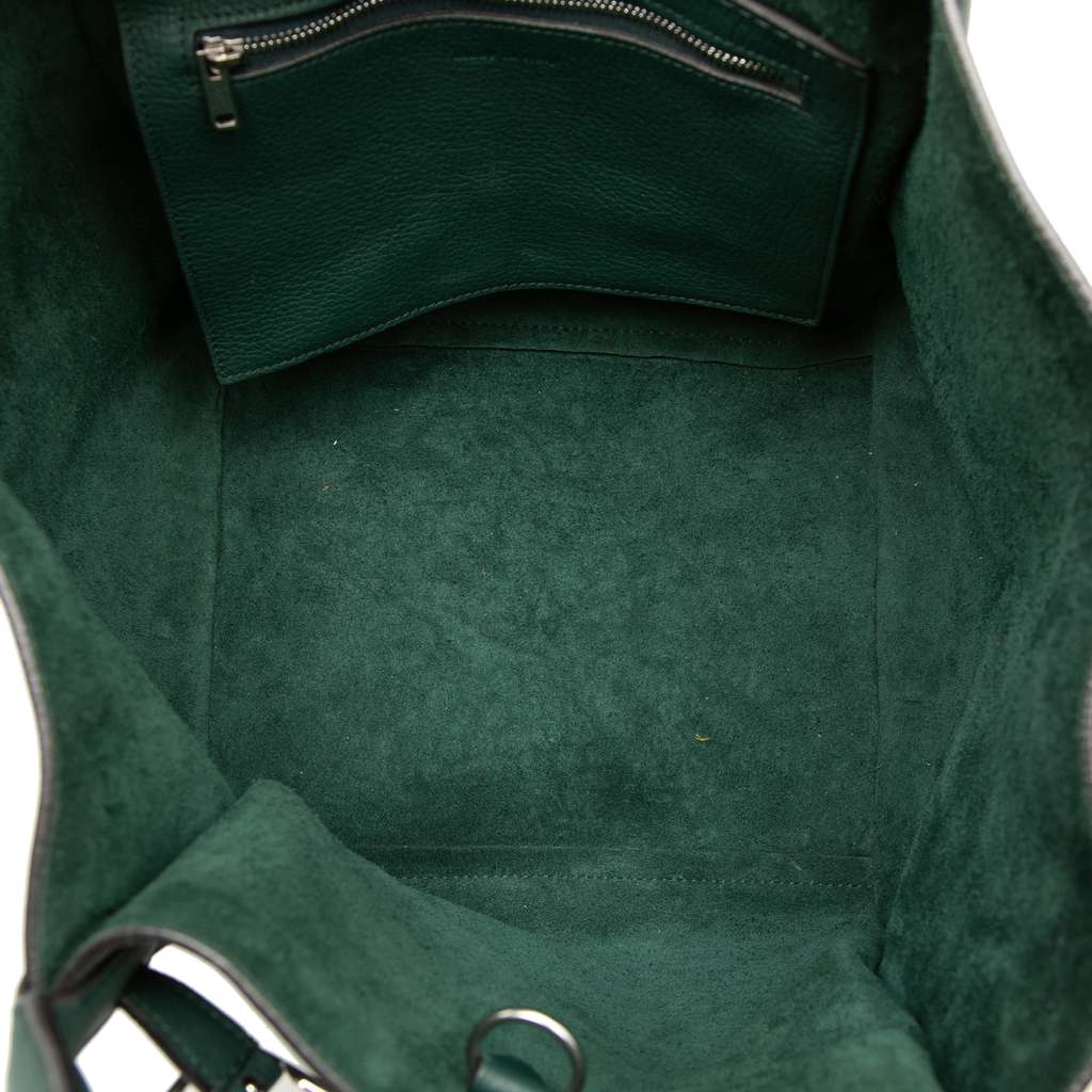 Celine Small Supple Grained Calfskin Big Bag Green Leather Good condition - Model View