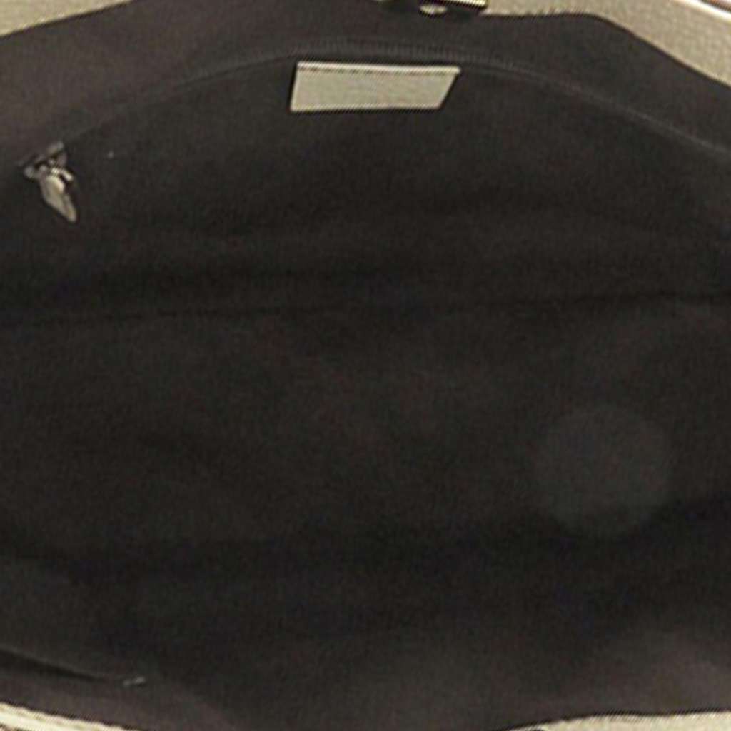 Gucci GG Canvas Eclipse Shoulder Bag Beige Canvas Good condition - Model View