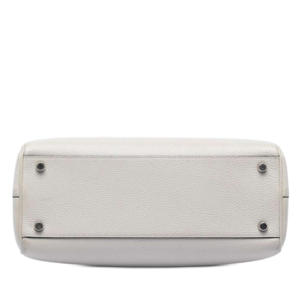 Gucci Small Grained Calfskin Zumi Top Handle Bag White Leather Good condition - Inside View