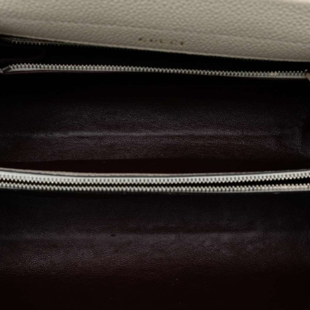 Gucci Small Grained Calfskin Zumi Top Handle Bag White Leather Good condition - Model View