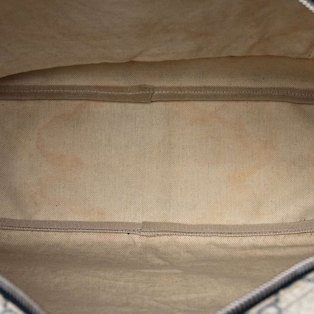 Gucci GG Supreme Crossbody Beige Good condition - Model View