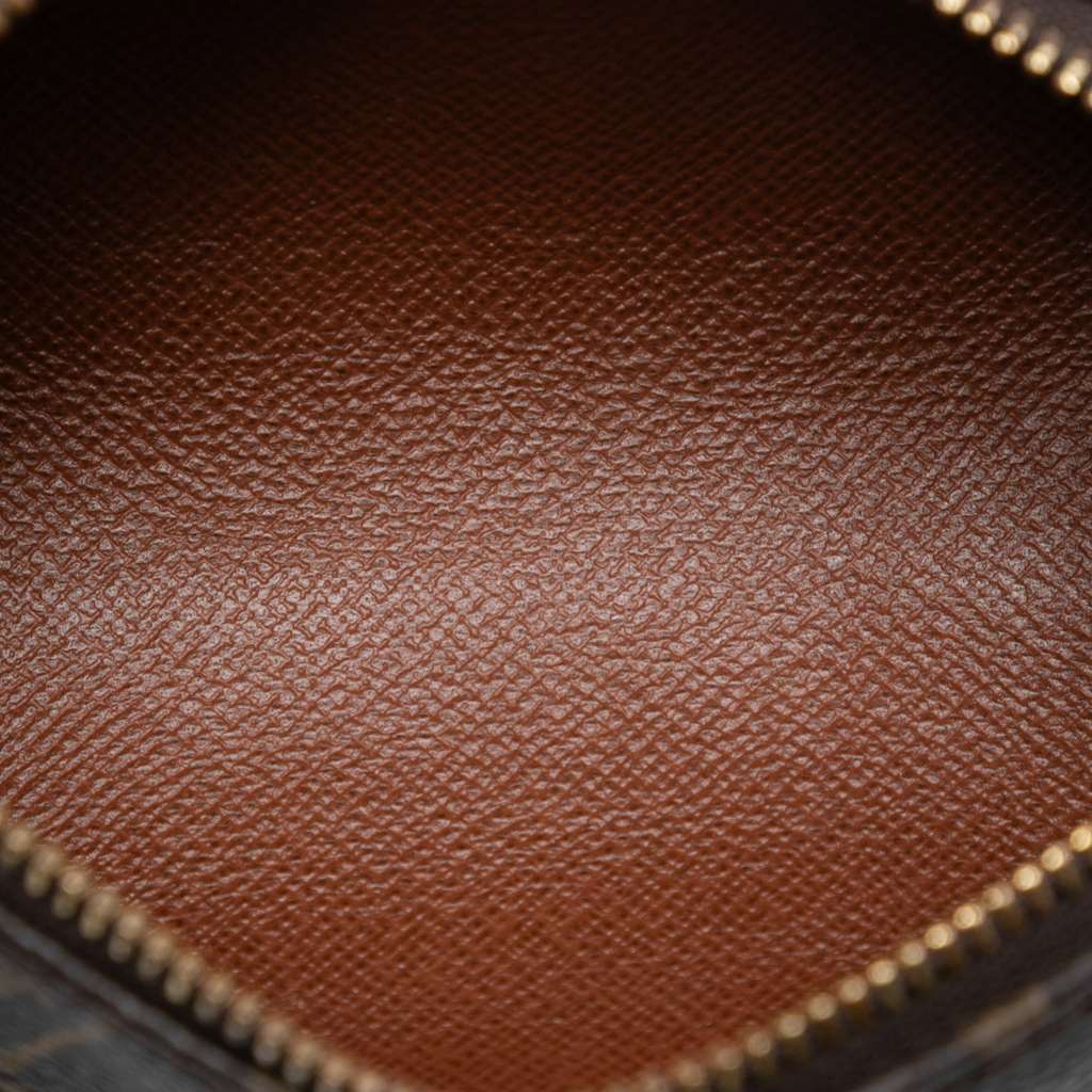 Louis Vuitton Monogram Papillon Pochette Brown Good condition - Model View