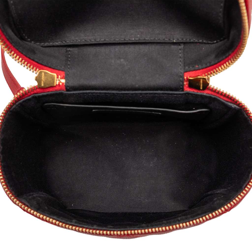 Saint Laurent Grain de Poudre Quilted 80s Vanity Bag Red Leather Good condition - Model View