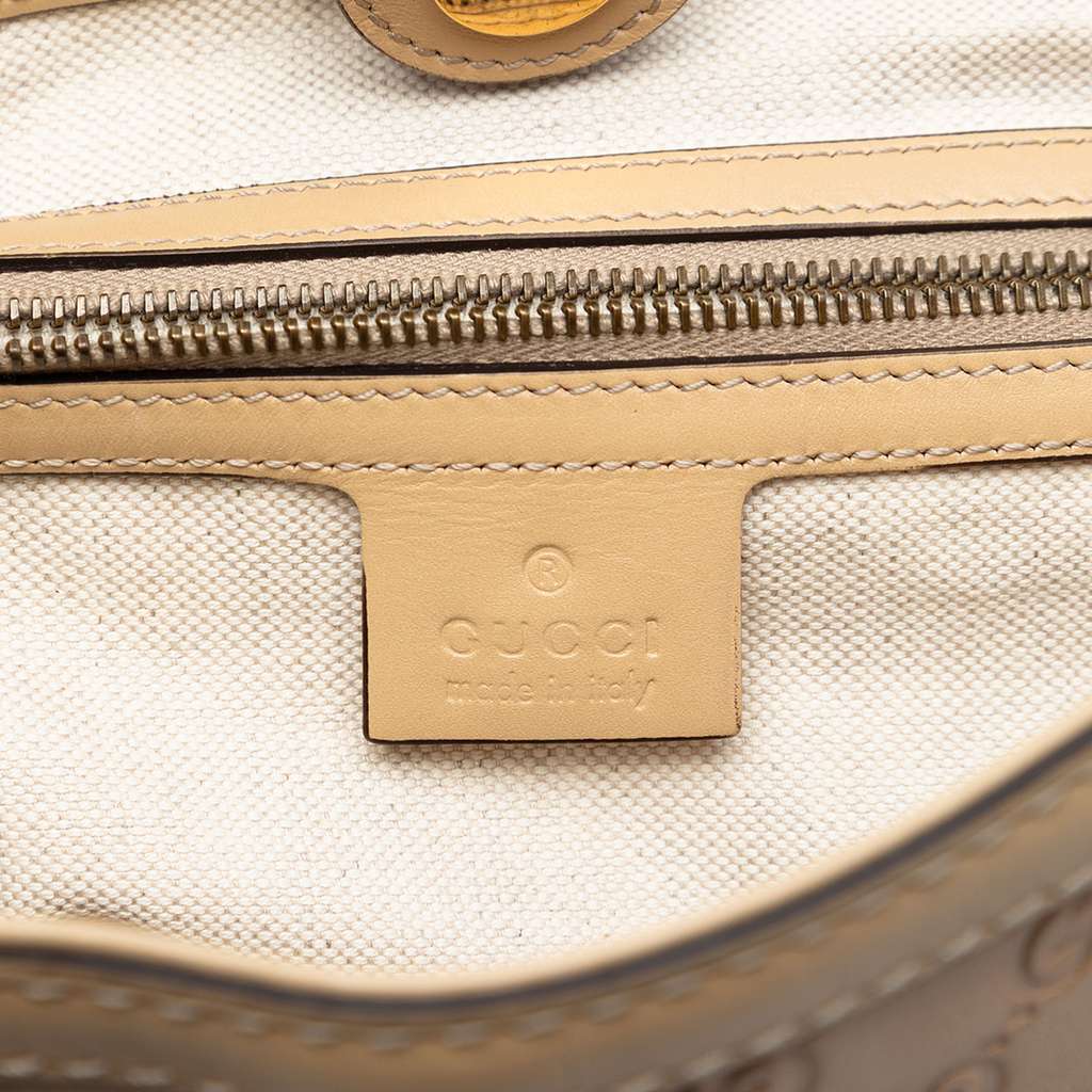 Gucci Guccissima Scarlett Tote Beige Leather Good condition - Box View