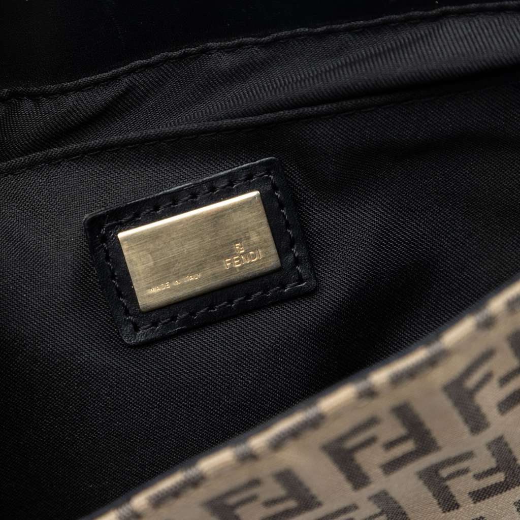 Fendi Zucchino Borsa Tuc Beige Good condition - Box View