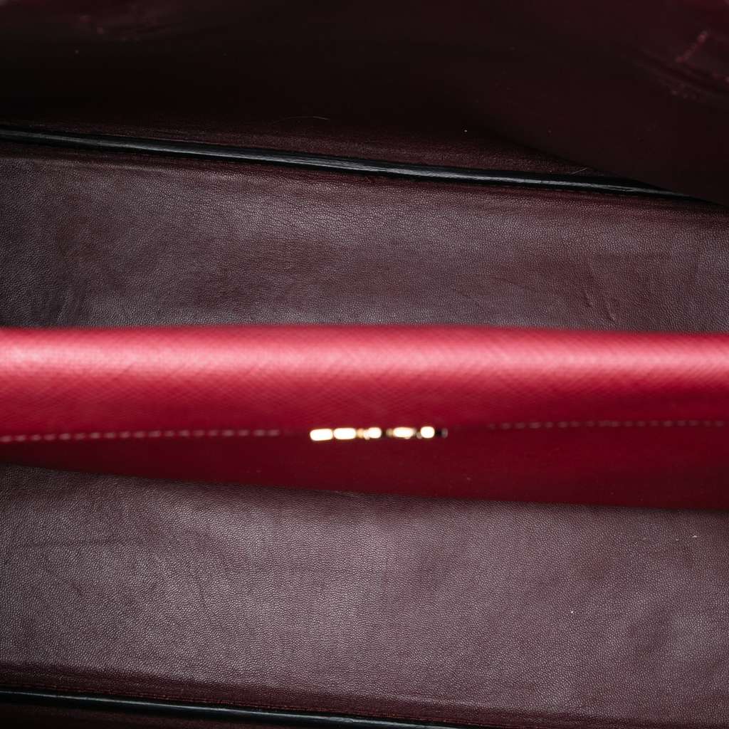 Prada Medium Saffiano Cuir Double Handle Satchel Red Leather Good condition - Model View