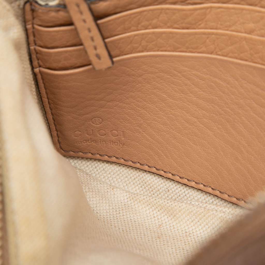 Gucci Calfskin Soho Pouch Beige Leather Good condition - Box View
