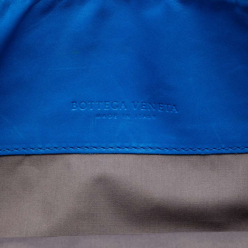 Bottega Veneta Nappa Intrecciato Flap Crossbody Blue Leather Good condition - Box View