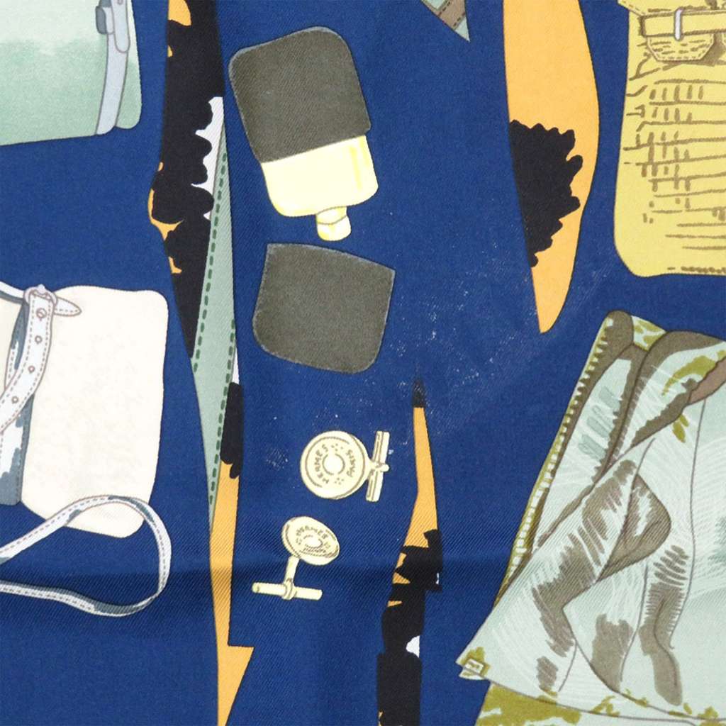 Hermès Monsieur et Madame Silk Scarf 90 Yellow Silk Good condition - Inside View