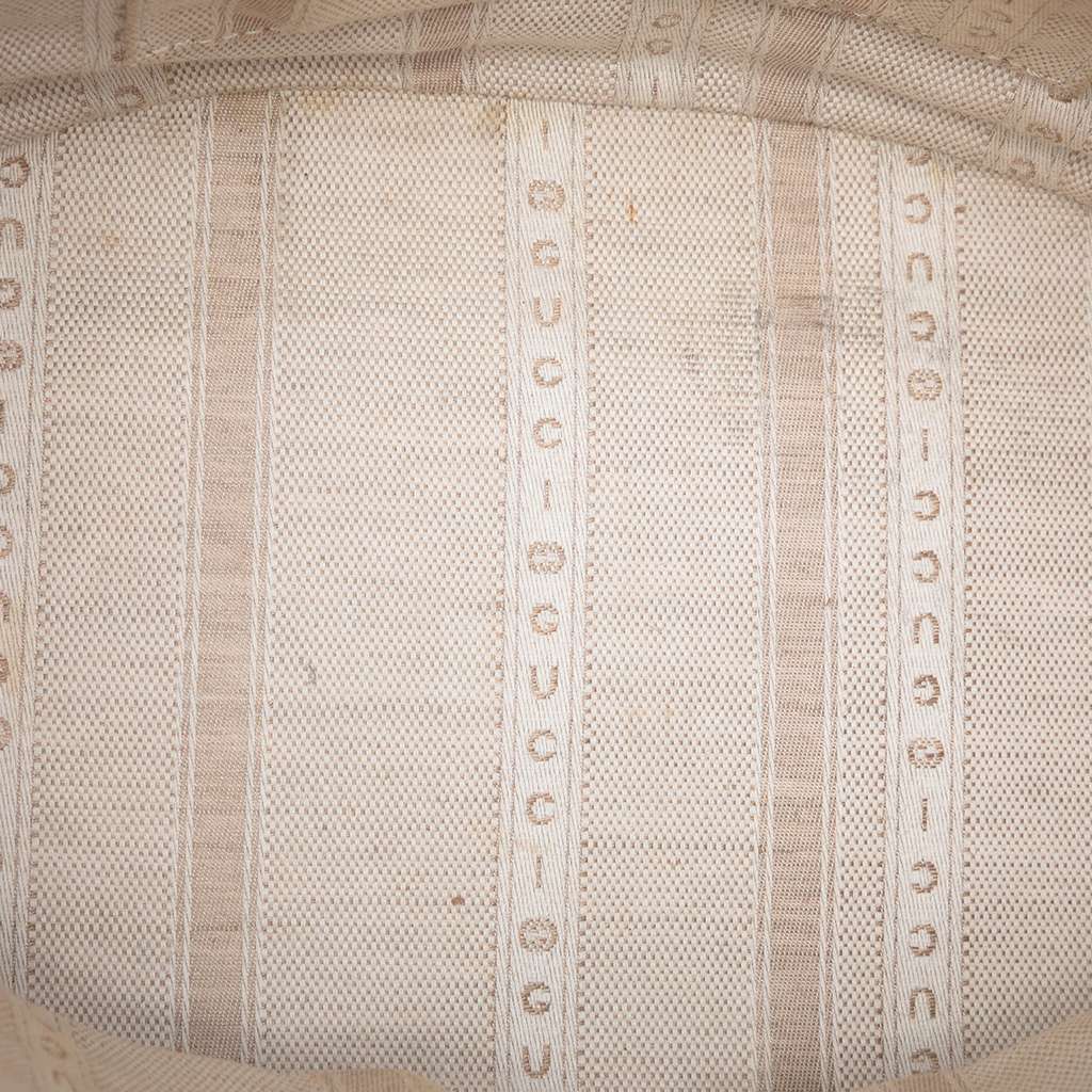 Gucci Diamante Leather Bright Bucket Bag Pink Leather Good condition - Model View