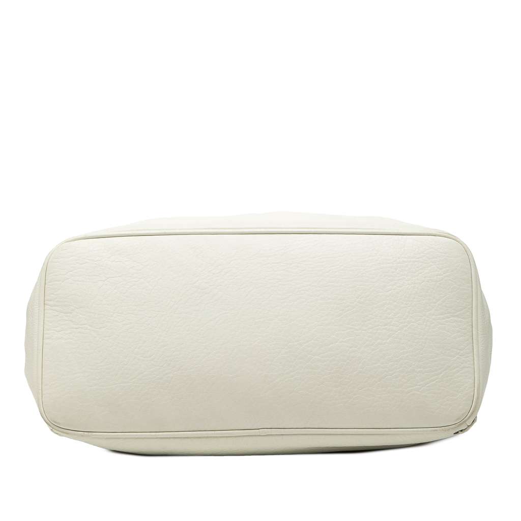 Dior Leather Ethnic Hobo White Leather Good condition - Inside View