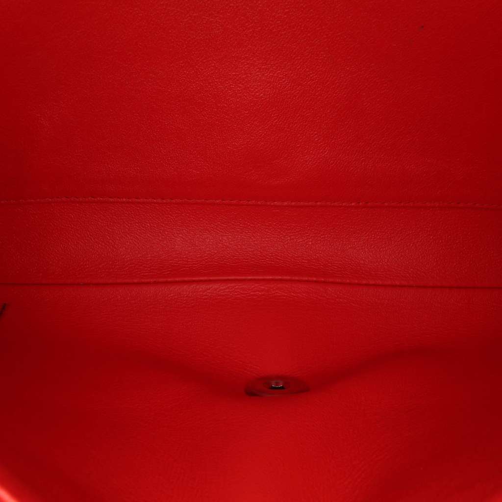 Chanel CC Patent Striped Flap Clutch with Chain Orange Leather Good condition - Model View