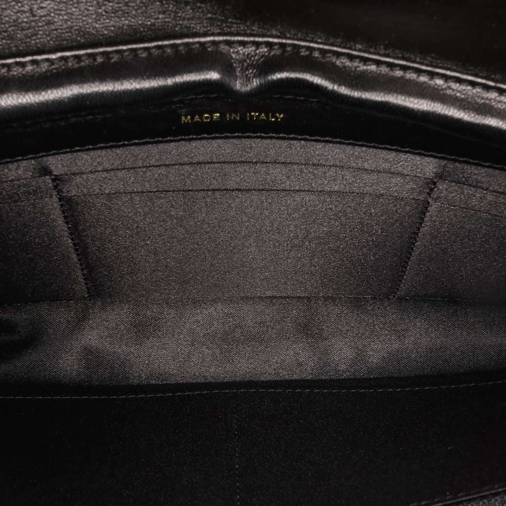 Chanel Paris Moscou Vinyl Moujik Clutch with Chain Black Good condition - Model View