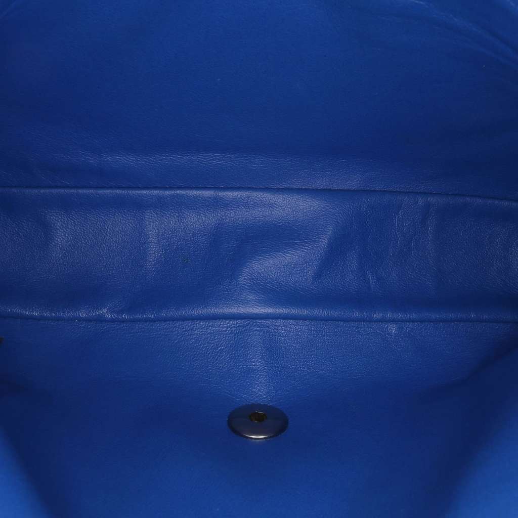 Chanel Medium Chevron Jersey Single Flap Blue Cotton Good condition - Model View