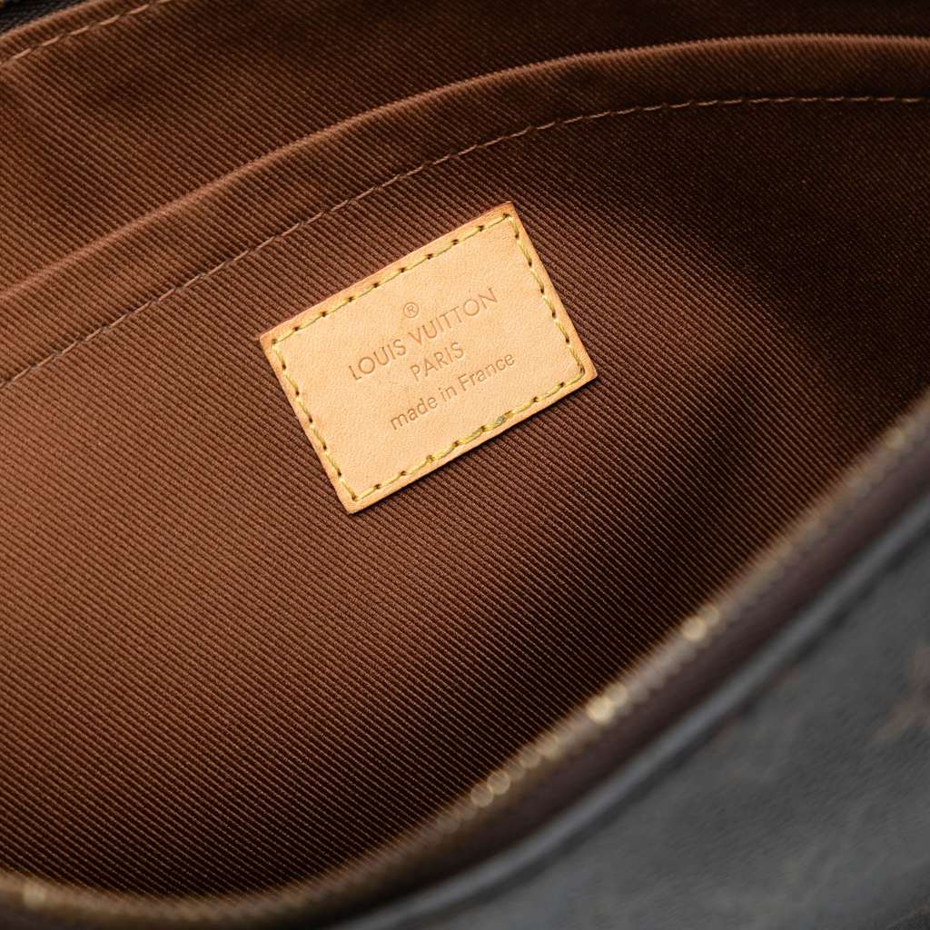 Louis Vuitton Monogram Etui Voyage MM Brown Good condition - Box View