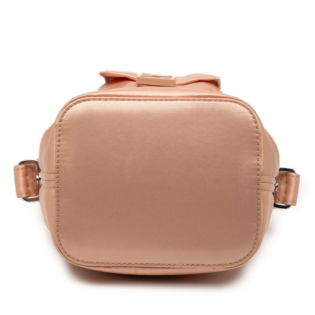 Fendi Mini Satin Mon Tresor Bucket Bag Pink Satin Very good condition - Inside View
