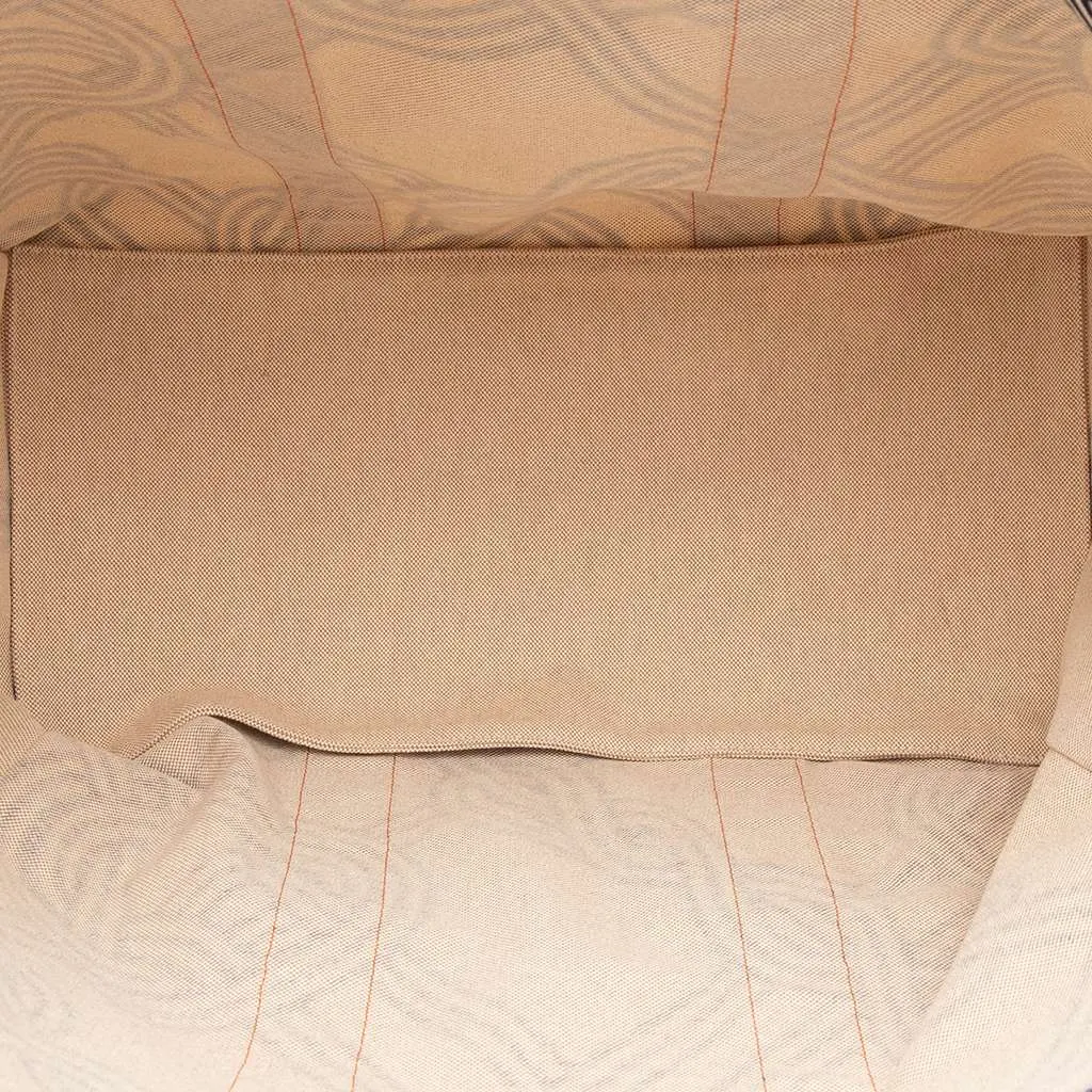 Hermès Toile Noeuds Marins Beach Tote Beige Very good - Model View