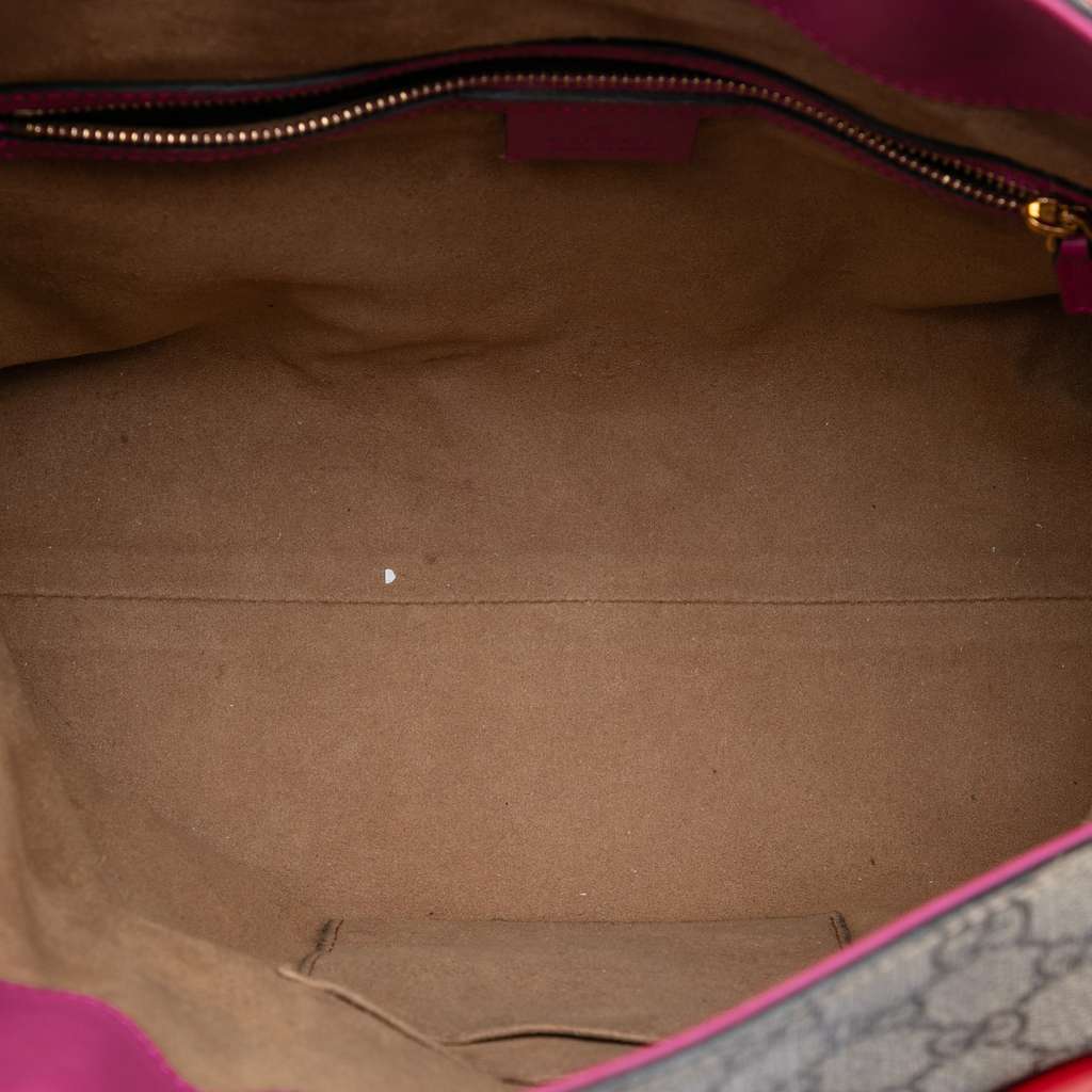 Gucci GG Supreme Linea A Foldover Tote Beige Good condition - Model View