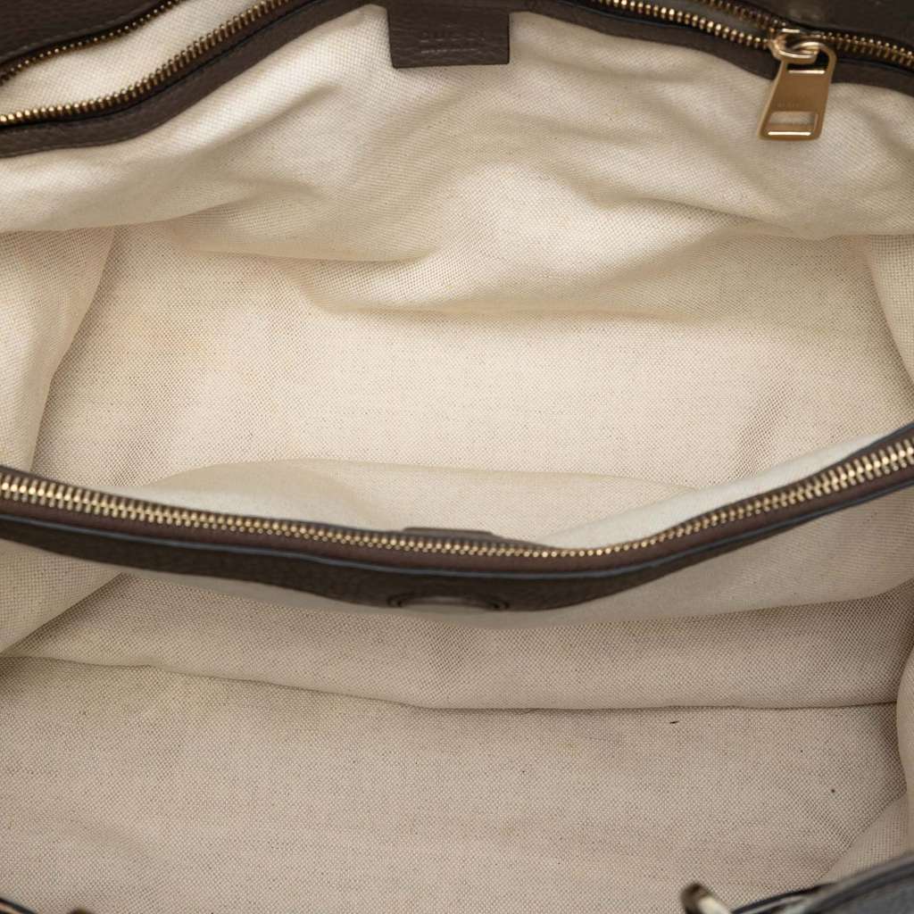 Gucci Large Calfskin Bamboo Shopper Satchel Brown Leather Good condition - Model View