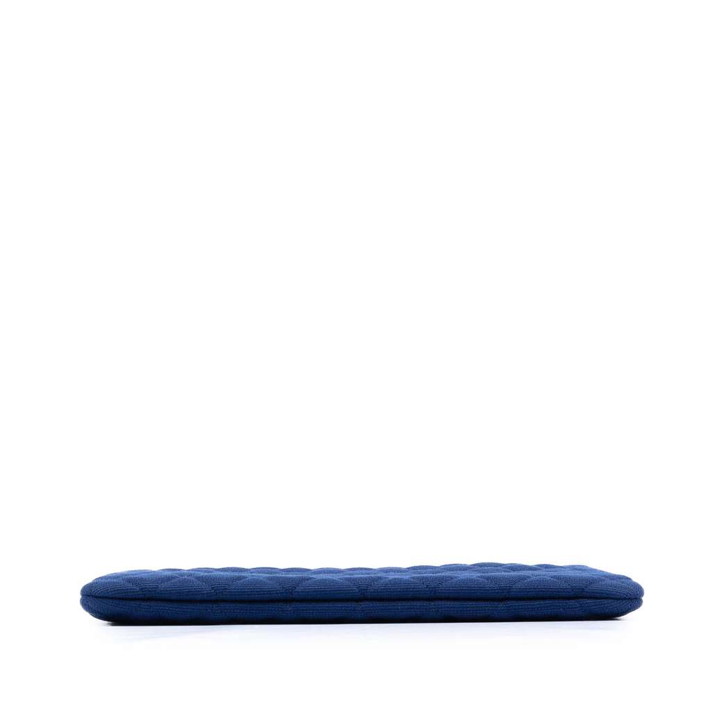 Chanel Medium Quilted Jersey O Case Clutch Blue Cotton Good condition - Inside View
