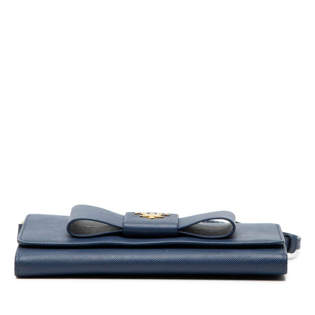 Prada Saffiano Lux Bow Wallet On Strap Blue Leather Good condition - Inside View