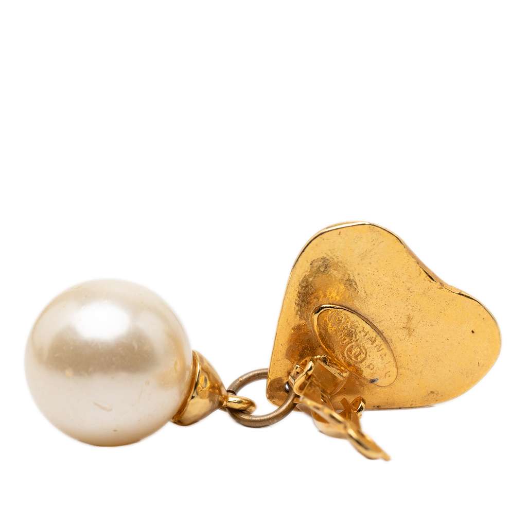 Chanel CC Gold Plated Faux Pearl Heart Drop Clip On Earrings Gold Metal Good condition - Inside View