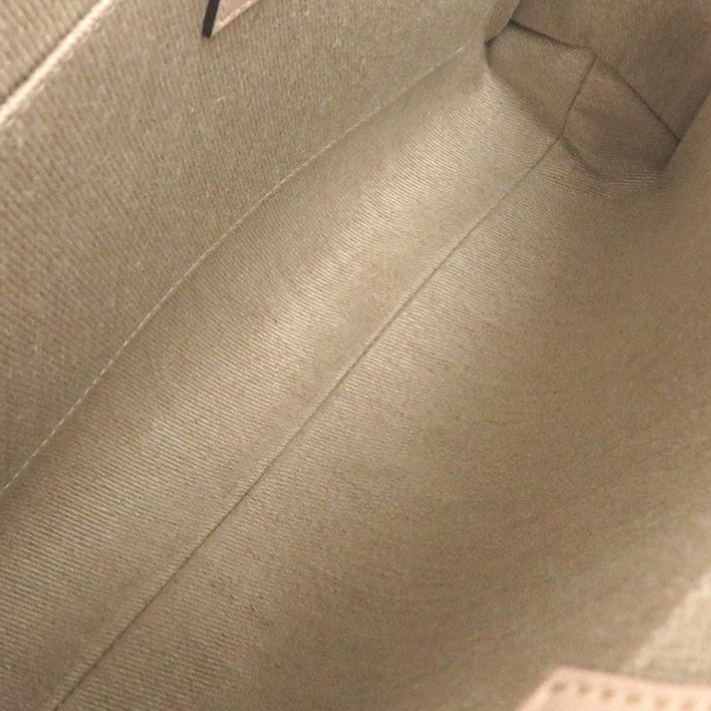 Chloé Medium Canvas Woody Tote Beige Canvas Good condition - Model View